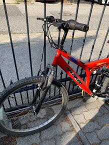 Horský celoodpružený bicykel - 2