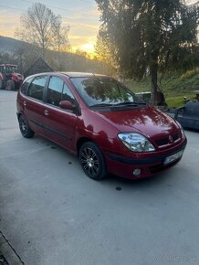 Renault scenic 1.9 dci 75 kW - 2