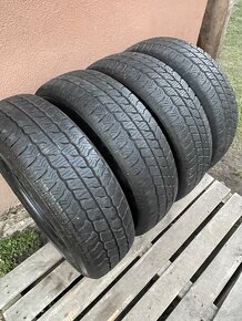 Maxxis 215/75 R16C 4x=300€ - 2