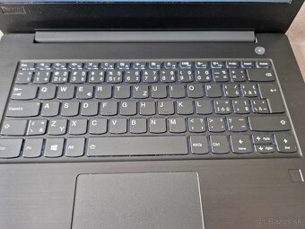 Lenovo V330-14IKB - 2