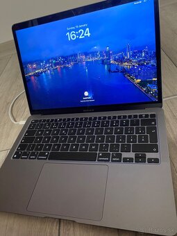 Apple MacBook Air M1 2020 - 2