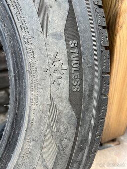 255/60 R18 - 2