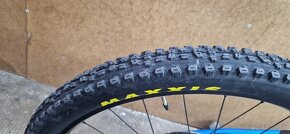 Mondraker superfoxy 2023 velkost ramu L - 2