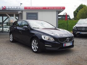 Volvo V60 D3 2.0L 150k Momentum Geartronic - 2