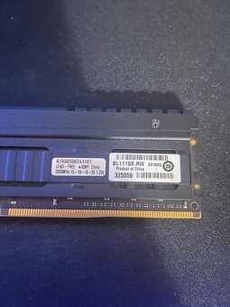 Predám 2x8gb DDR4 ram (nie je to kit) - 2