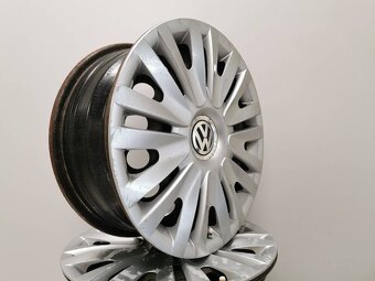 Vw Golf plechové disky 6x15 5x112 ET47 puklice - 2