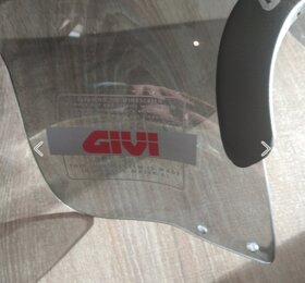 Suzuki vl 1500 intruder , Givi plexi - 2