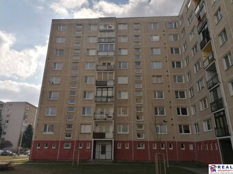 ČERGOVSKÁ: KÚPOU VOĽNÝ veľký 2-izbový byt, LOGGIA, 60 m2 - 2