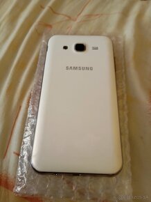 Predám Samsung Galaxy J5 2015 - 2