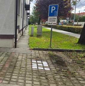 Parkovacie miesto Zelenecska Trnava prenajom - 2