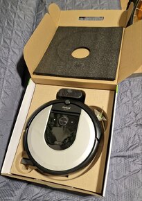 Robotický vysávač Roomba i7156 - 2