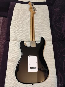 ELEKTRICKÁ GITARA FENDER SQUIER STRATOCASTER - 2