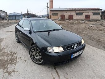 Audi A3 1.8T Quattro - 2