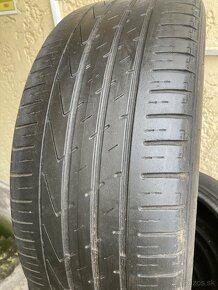 Letné pneu 235/50R19 viem aj prezuť - 2