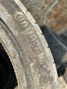 235/40 r19 Continental - 2