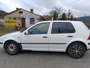 Predám Golf IV 1.4 55kw - 2