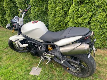 Triumph street triple 675 - 2