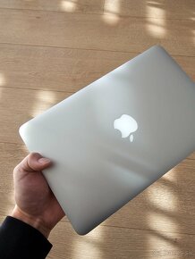 Macbook Air 11/i5 1.6ghz/4gb/128gb - nova bat. - SLOVENSKÝ - 2