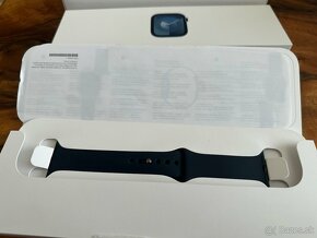 Apple Watch 9 45mm Midnight nenosené - 2