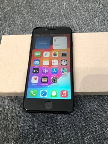 iPhone SE 2020 64GB cierny - 2