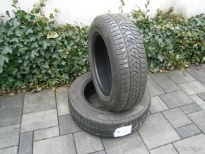 Predám 2x zimné pneu Pirelli 215/65 R17 99H - 2