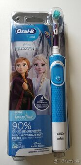 Elektrická zubná kefka Frozen Oral B - 2