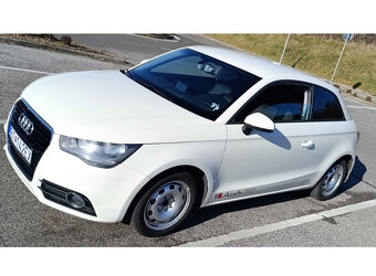 Predám AUDI A1 SPORTBACK 1,2 TFSI r.v. 2011 63Kw Benzín - 2