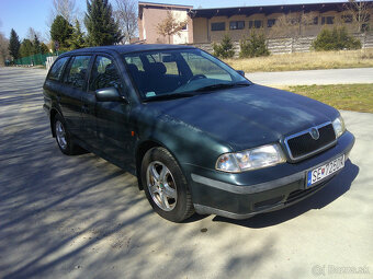 Škoda Octavia 1,6 combi benzín 74 kw - 2