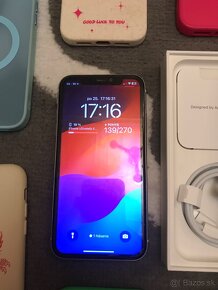 Predám Iphone 11 128gb White - 2