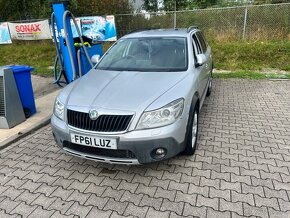 Skoda octavia 2.0TDI scout 4x4 dovoz Anglicko - 2