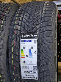 NOVÉzimné pneumatiky 225/45 R17 Goodyear - 2