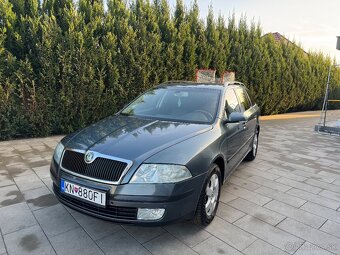 ŠKODA OCTAVIA II 2.0tdi DSG - 2