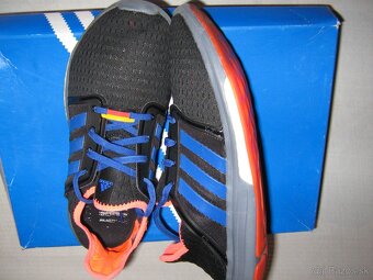 ADIDAS MEDIUM FIT vel. 42 2/3 - 2