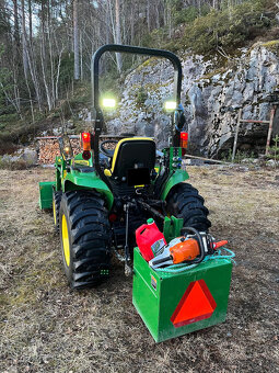 John Deere 3036E traktor - 2