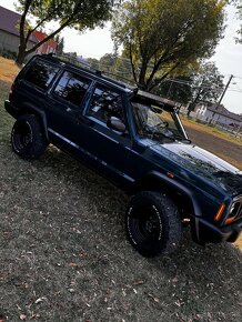 Jeep Cherokee XJ - 2