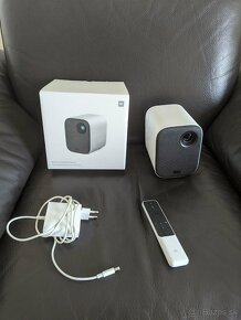 Xiaomi Mi Smart Compact Projector - 2