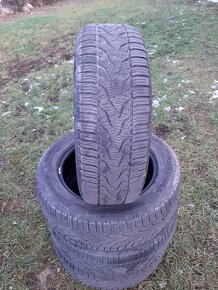 215/60r17 96H  Barum zimne - 2