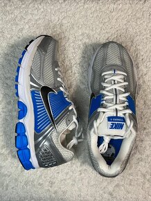 Nike ZOOM Vomero 5 Tenisky - 2