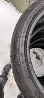 Predám pneumatiky 245/40r19 - 2