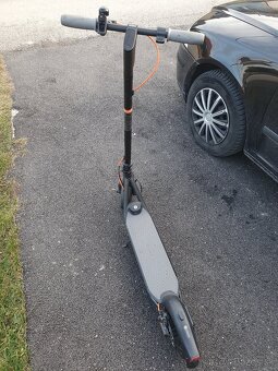 Elektronická kolobežka Segway - 2