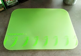 TUPPERWARE Flexi lopárik 10 €/ kus - 2