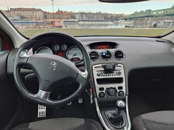 Peugeot 308 r.2012 Panorama - 2