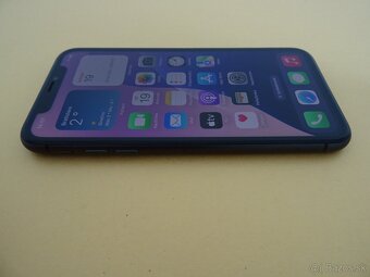 iPhone 11 64GB BLACK - ZÁRUKA 1 ROK - 2