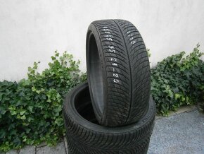 Predám 4x zimné pneu Michelin 245/35 R21 96WXL - 2