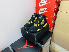 Nike Air Jordan 4 Retro, tenisky, basketball, boty - 2