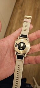 Garmin Fenix 6S Pro Solar, Light Gold, Sand Band - 2