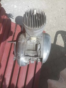 Jawa ČZ 175 motor - 2