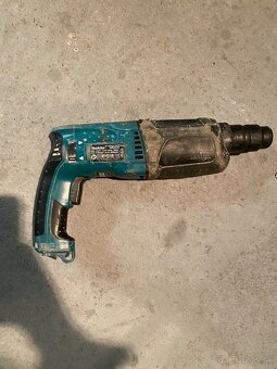 Makita HR2470 - 2