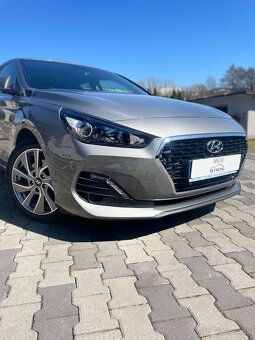 Hyundai i30 Fastback 1.4 T-GDi Family 29000KM - 2