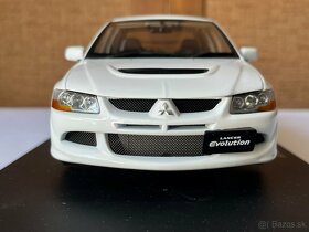 1:18 autoart mitsubishi lancer evo VIII - 2